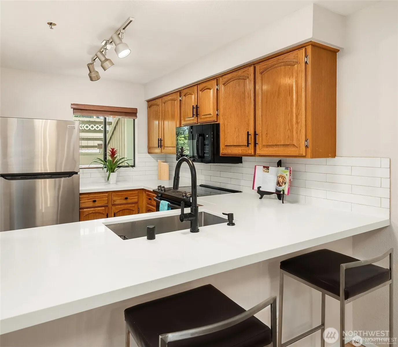 25120 98th Place S #A202, Kent, WA 98030