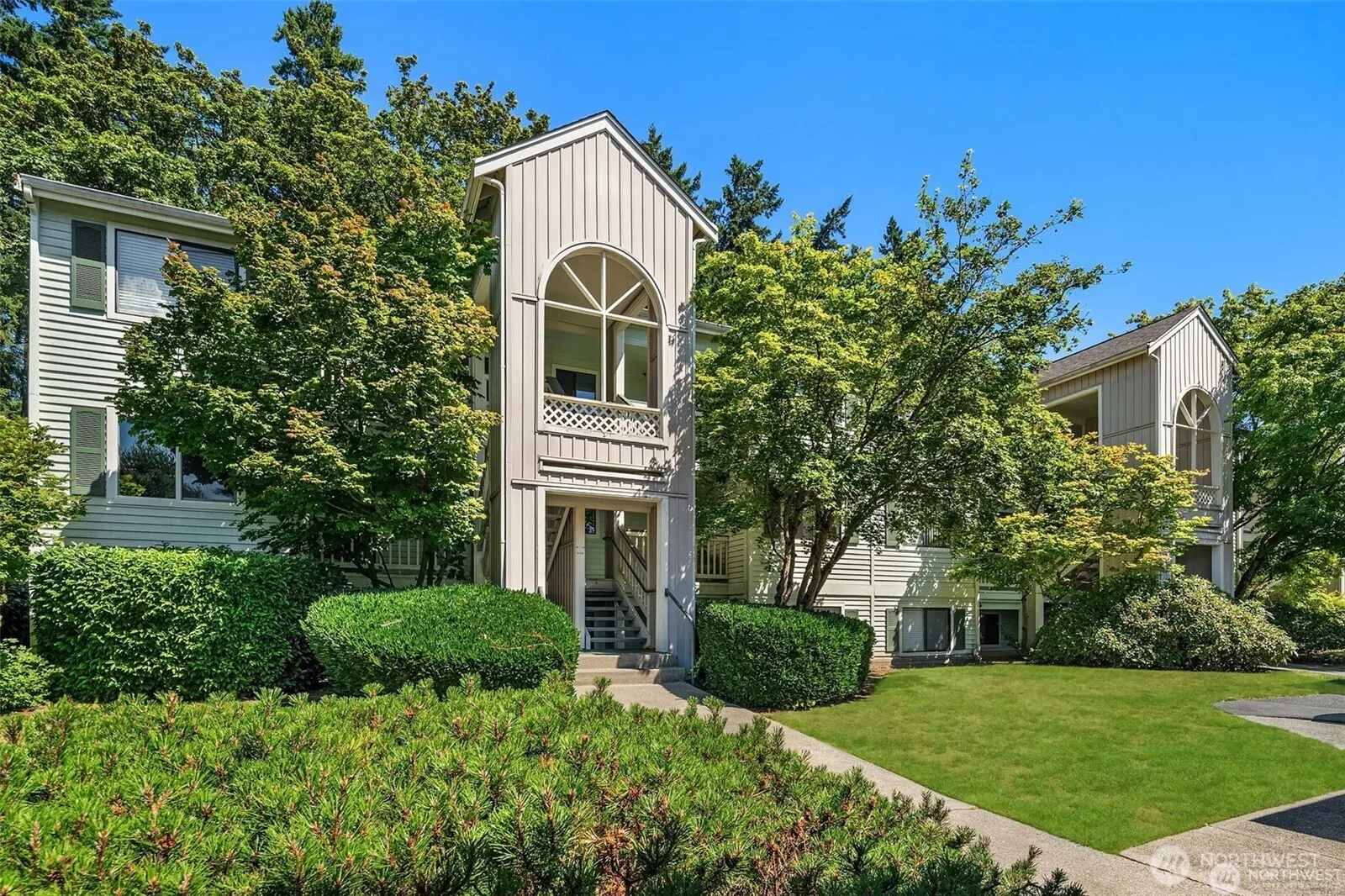 25120 98th Place S #A202, Kent, WA 98030