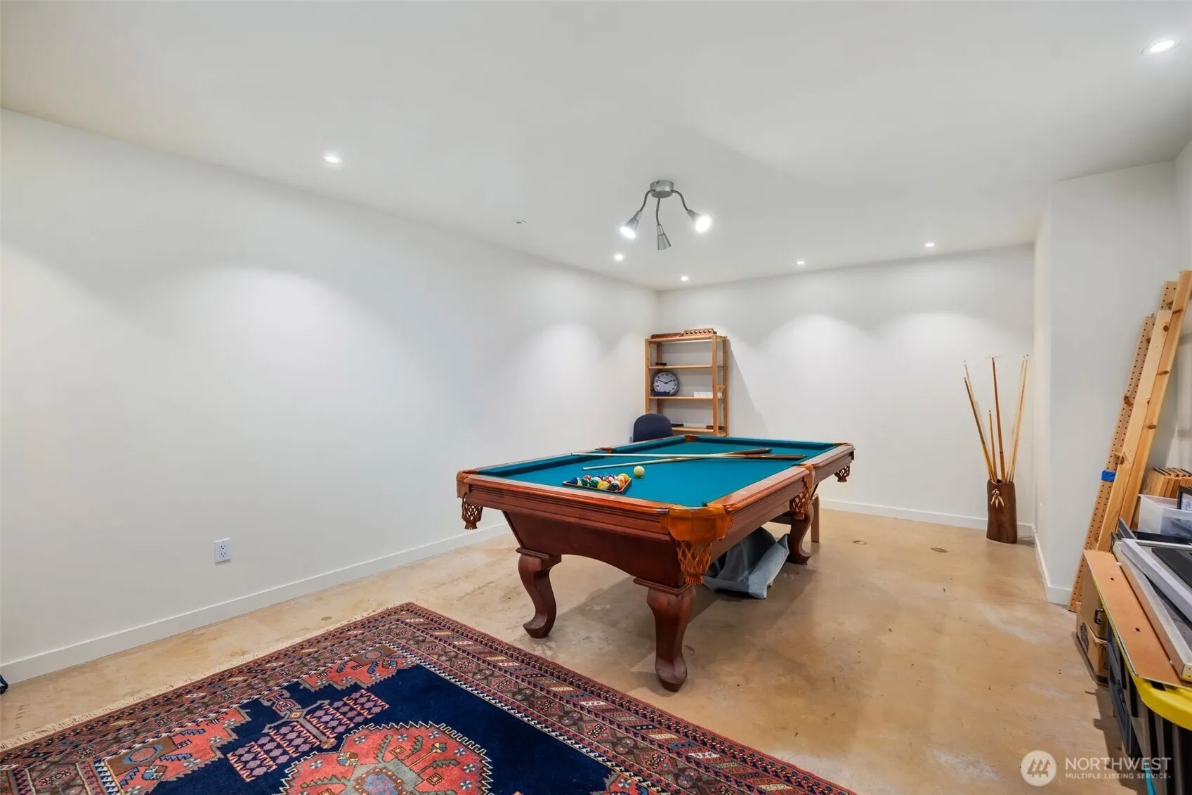 4712 SW Brace Point Drive , Seattle, WA 98136-2612