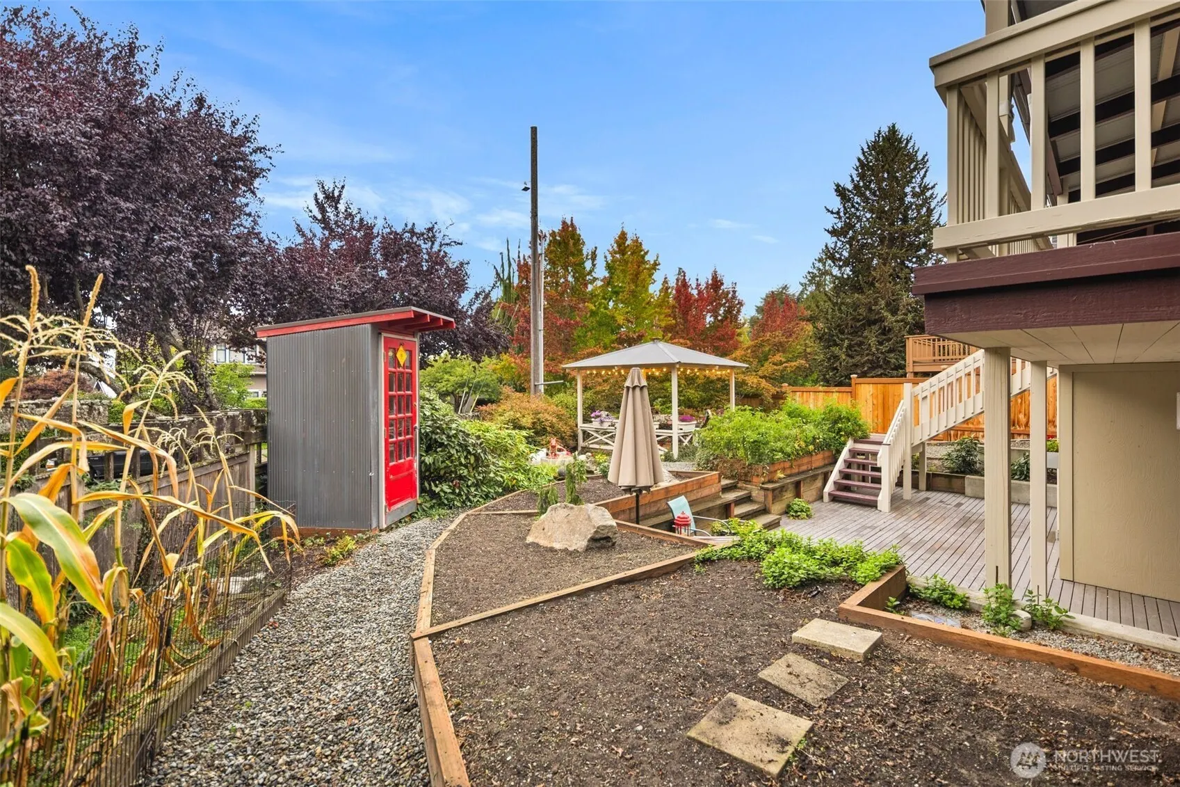 4712 SW Brace Point Drive , Seattle, WA 98136-2612
