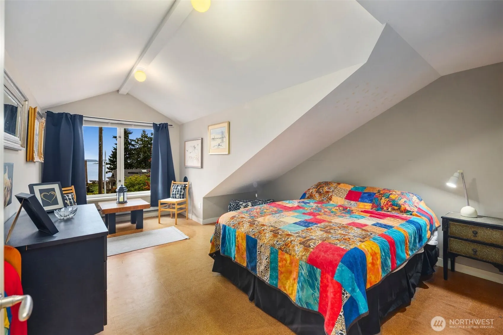 4712 SW Brace Point Drive , Seattle, WA 98136-2612