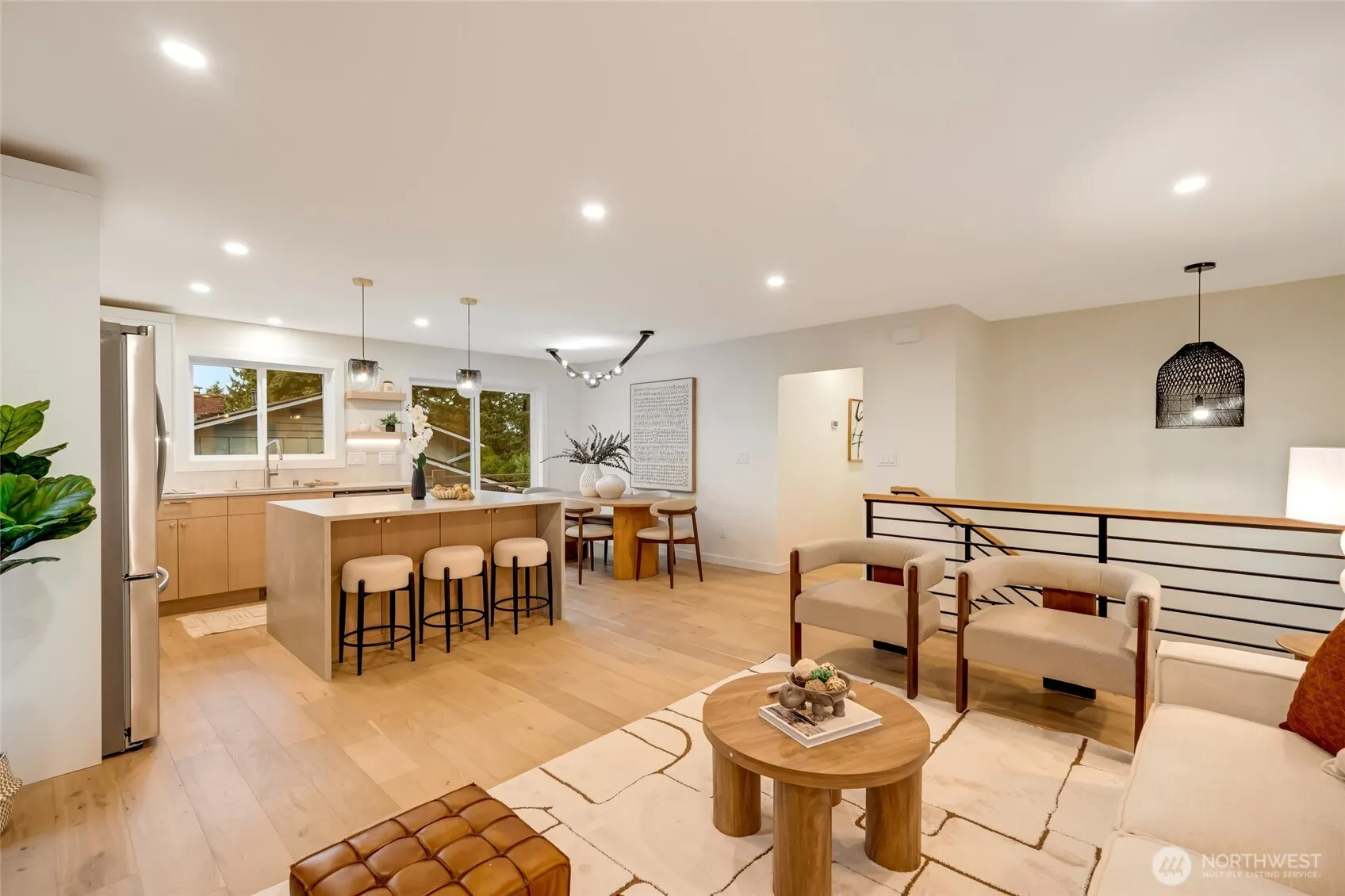 1424 150th Avenue SE, Bellevue, WA 98007