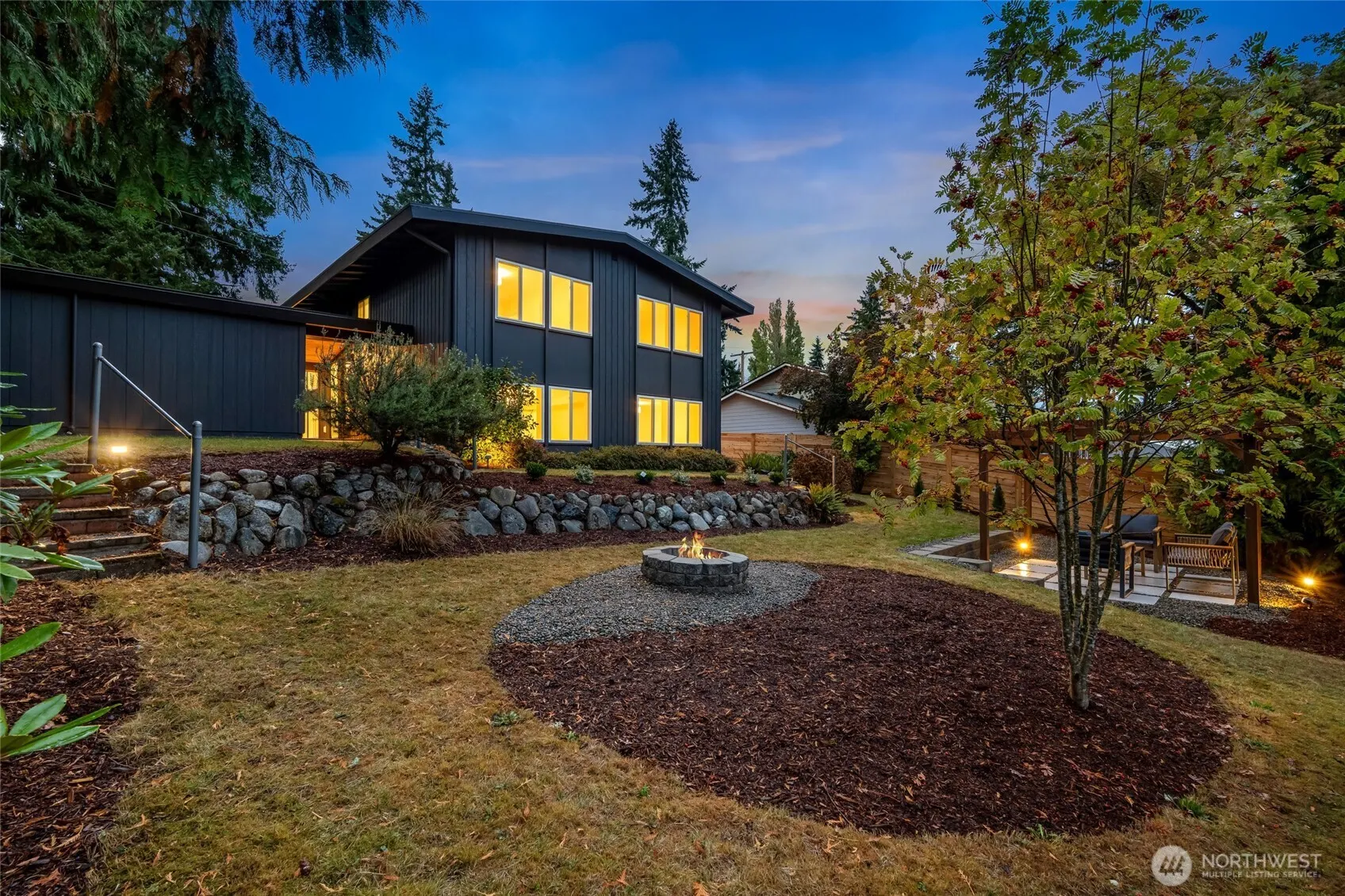 1424 150th Avenue SE, Bellevue, WA 98007