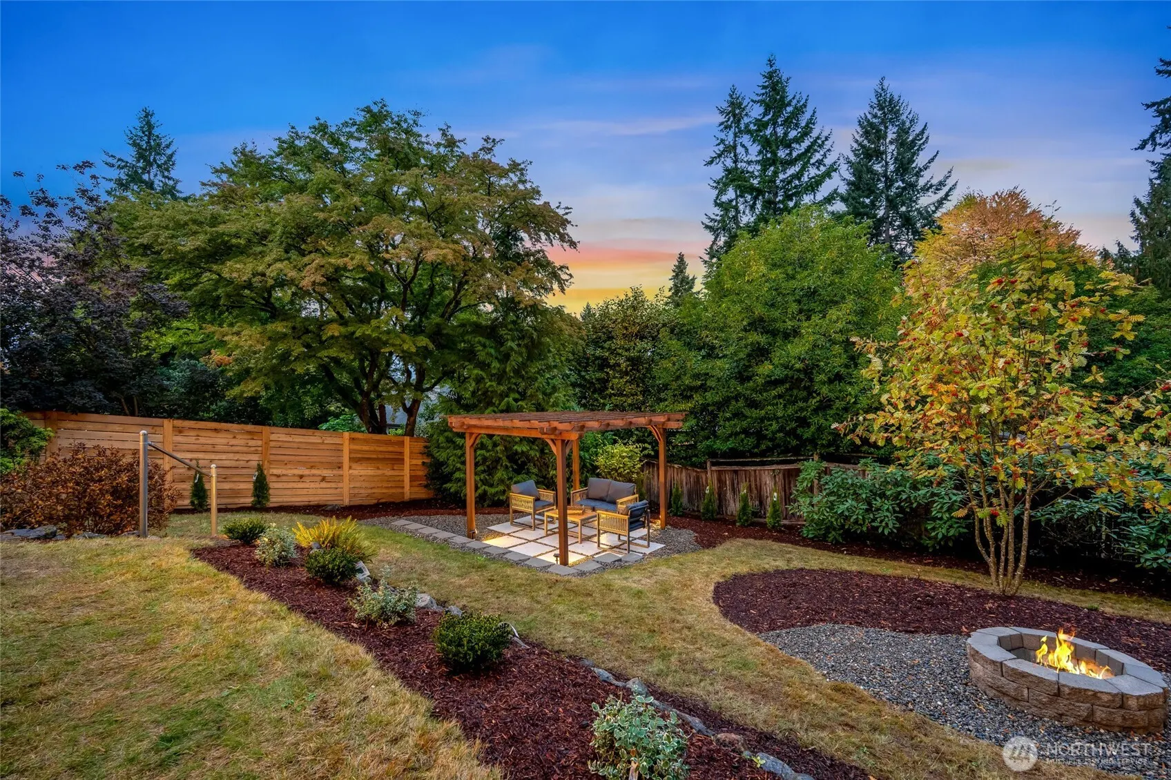1424 150th Avenue SE, Bellevue, WA 98007