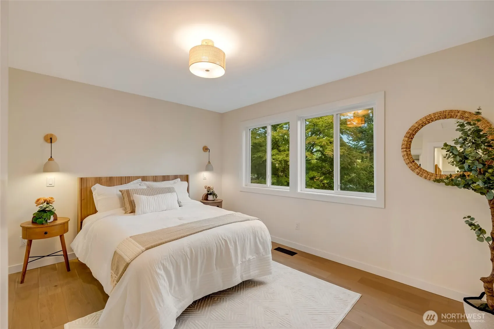 1424 150th Avenue SE, Bellevue, WA 98007