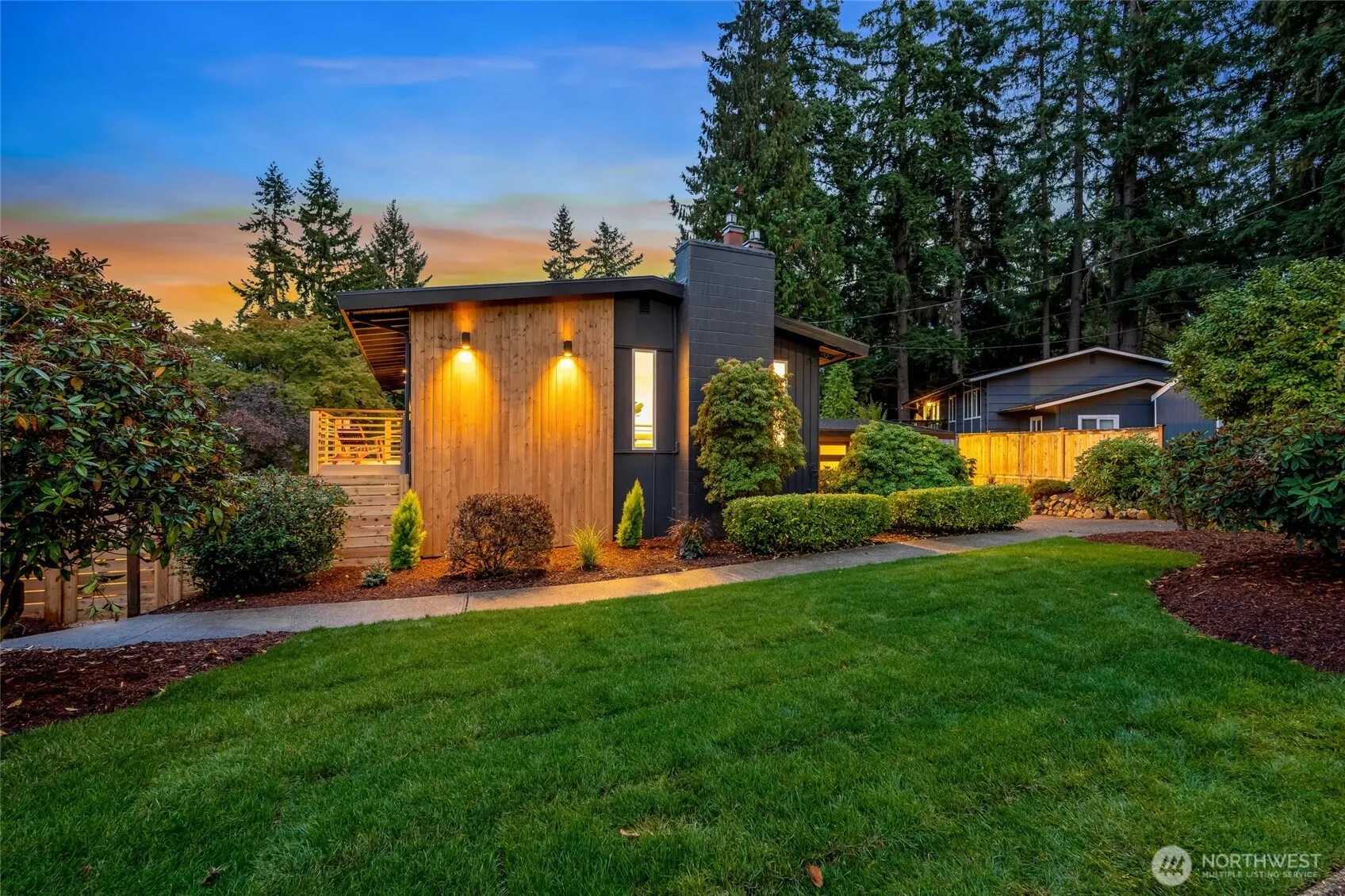 1424 150th Avenue SE, Bellevue, WA 98007