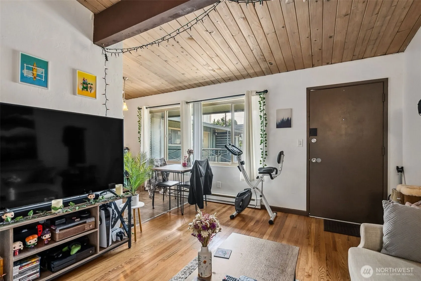 2350 Beacon Avenue S, Seattle, WA 98144