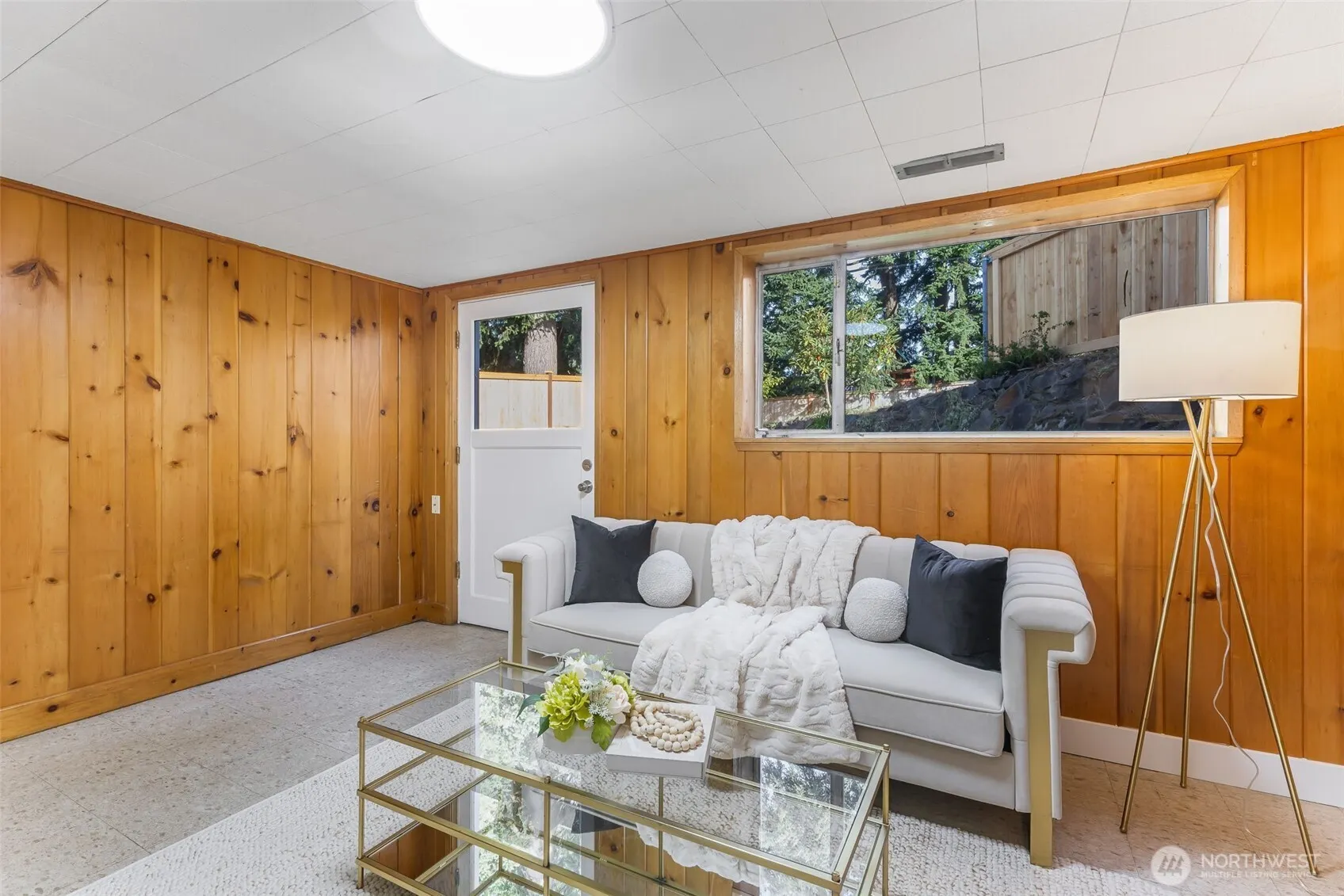 836 SW 128th Street , Seattle, WA 98146