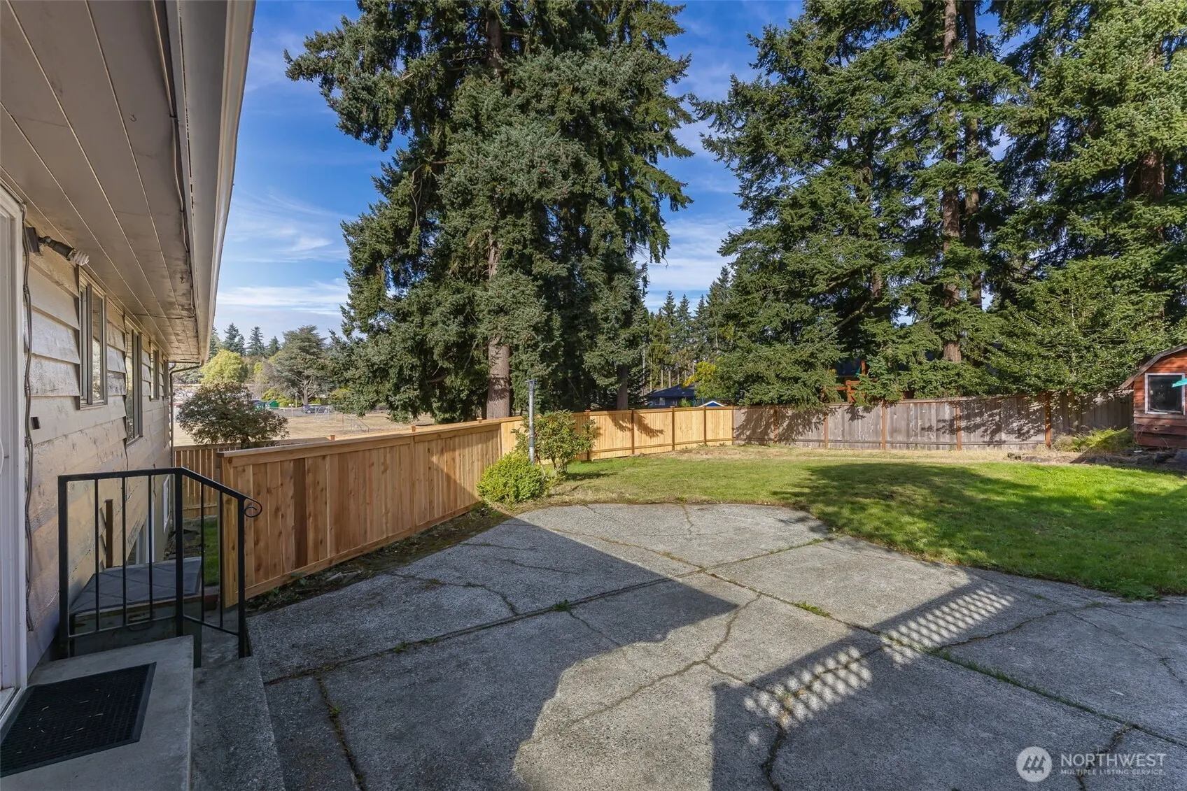 836 SW 128th Street , Seattle, WA 98146