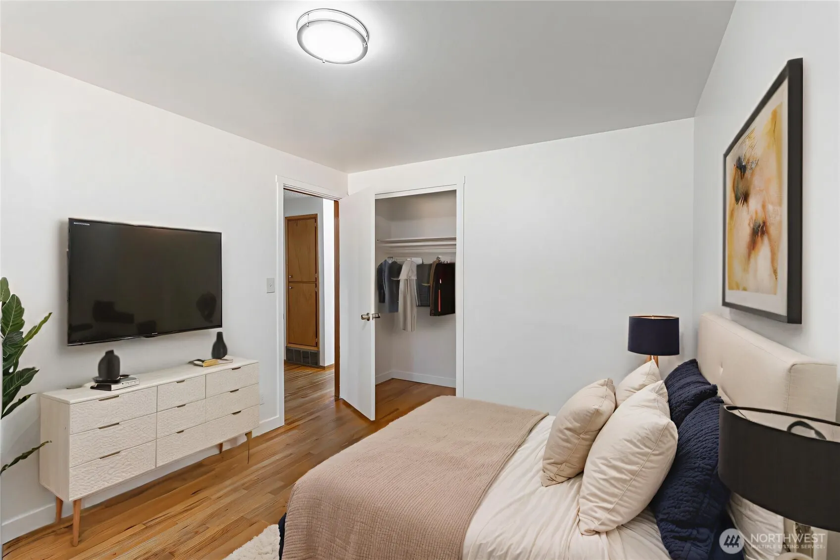 836 SW 128th Street , Seattle, WA 98146