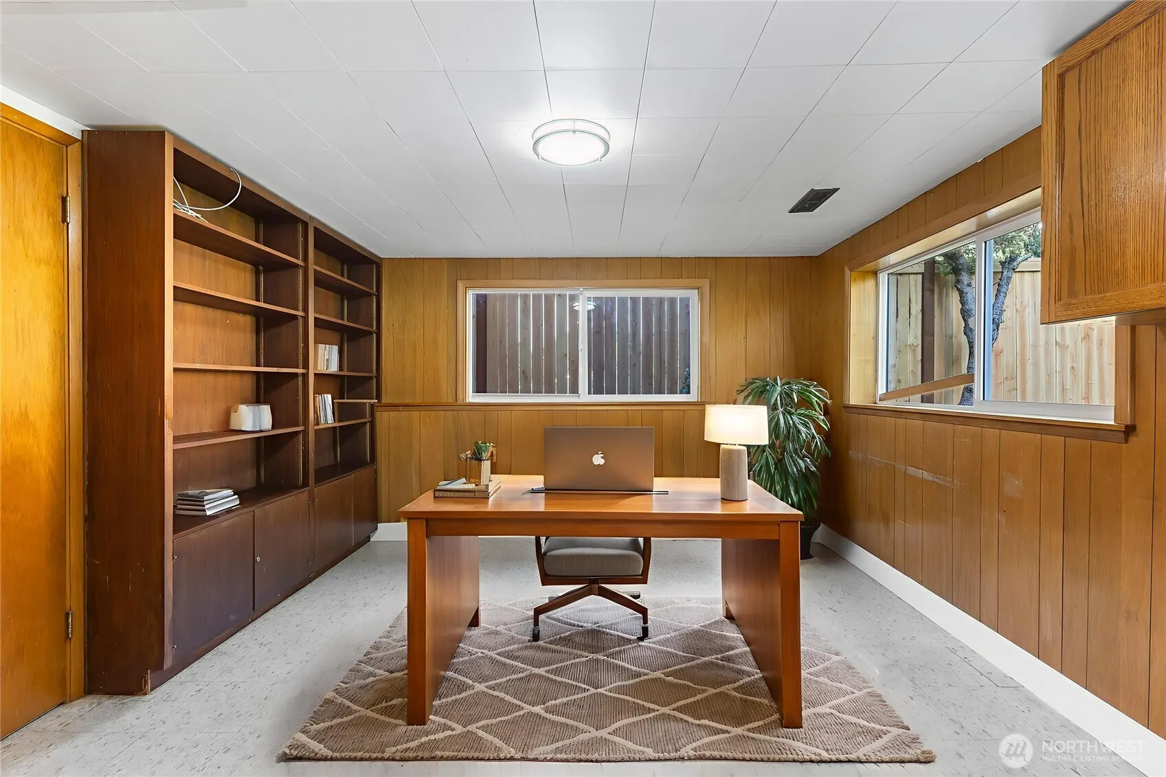 836 SW 128th Street , Seattle, WA 98146