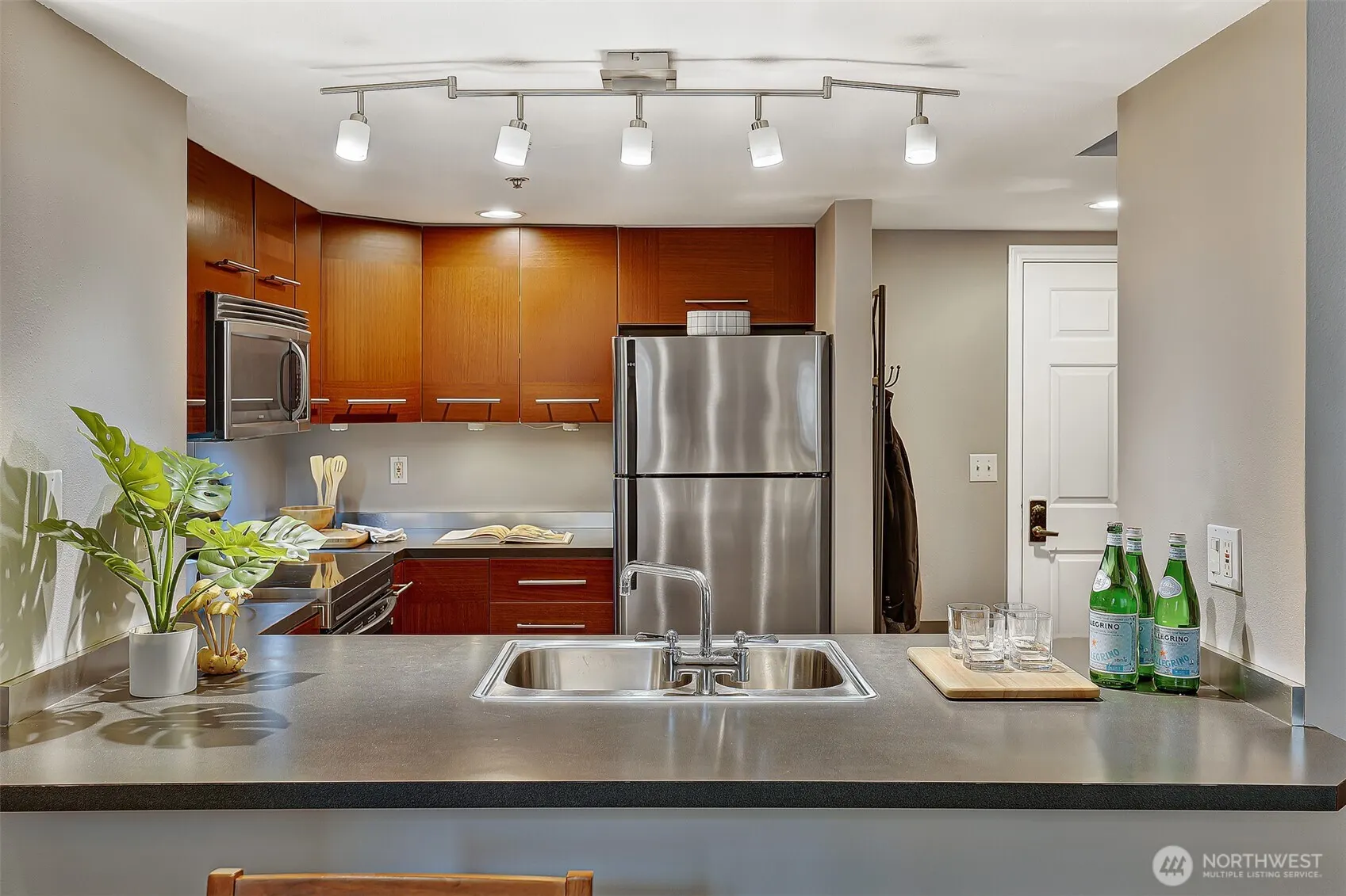 505 E Denny Way #A106, Seattle, WA 98122