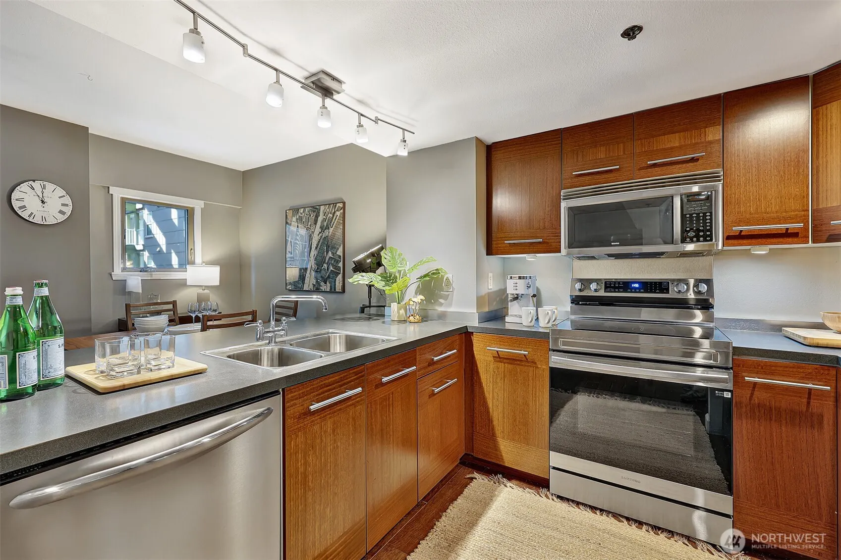 505 E Denny Way #A106, Seattle, WA 98122
