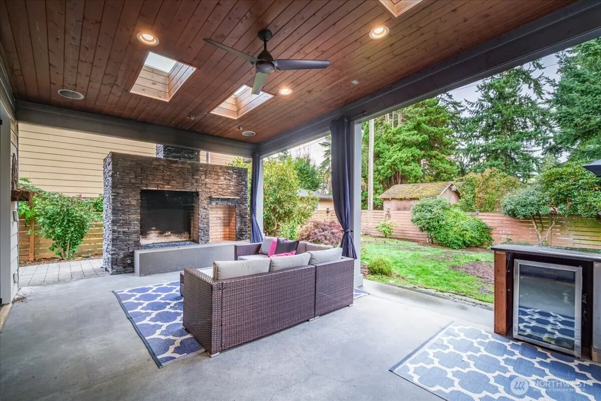 13017 3rd Avenue NW, Seattle, WA 98177