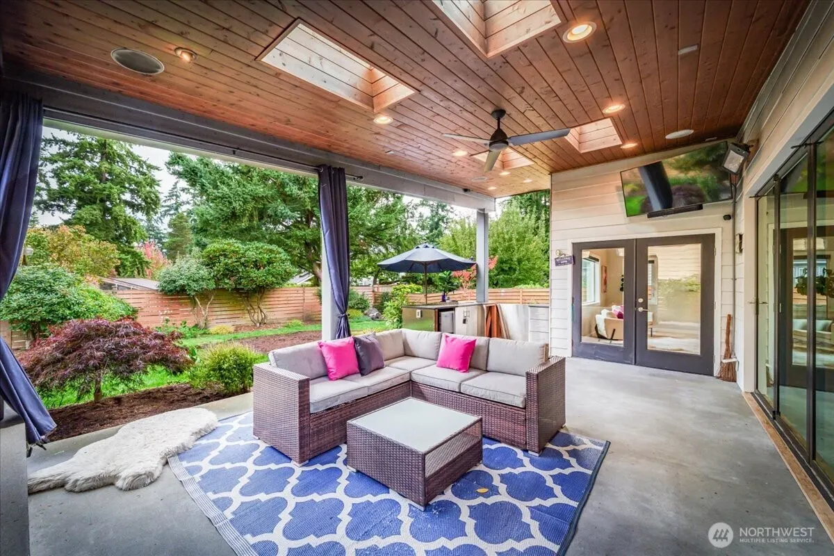 13017 3rd Avenue NW, Seattle, WA 98177