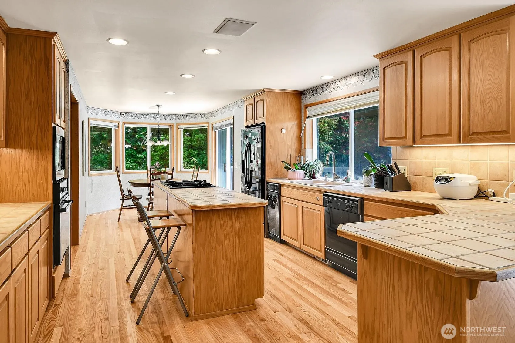 25115 SE 133rd Way , Issaquah, WA 98027
