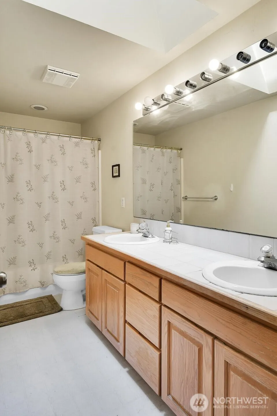 25115 SE 133rd Way , Issaquah, WA 98027