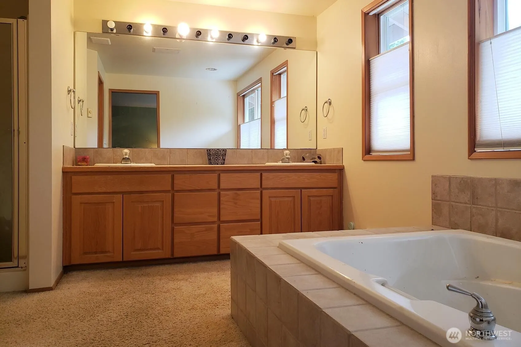 25115 SE 133rd Way , Issaquah, WA 98027