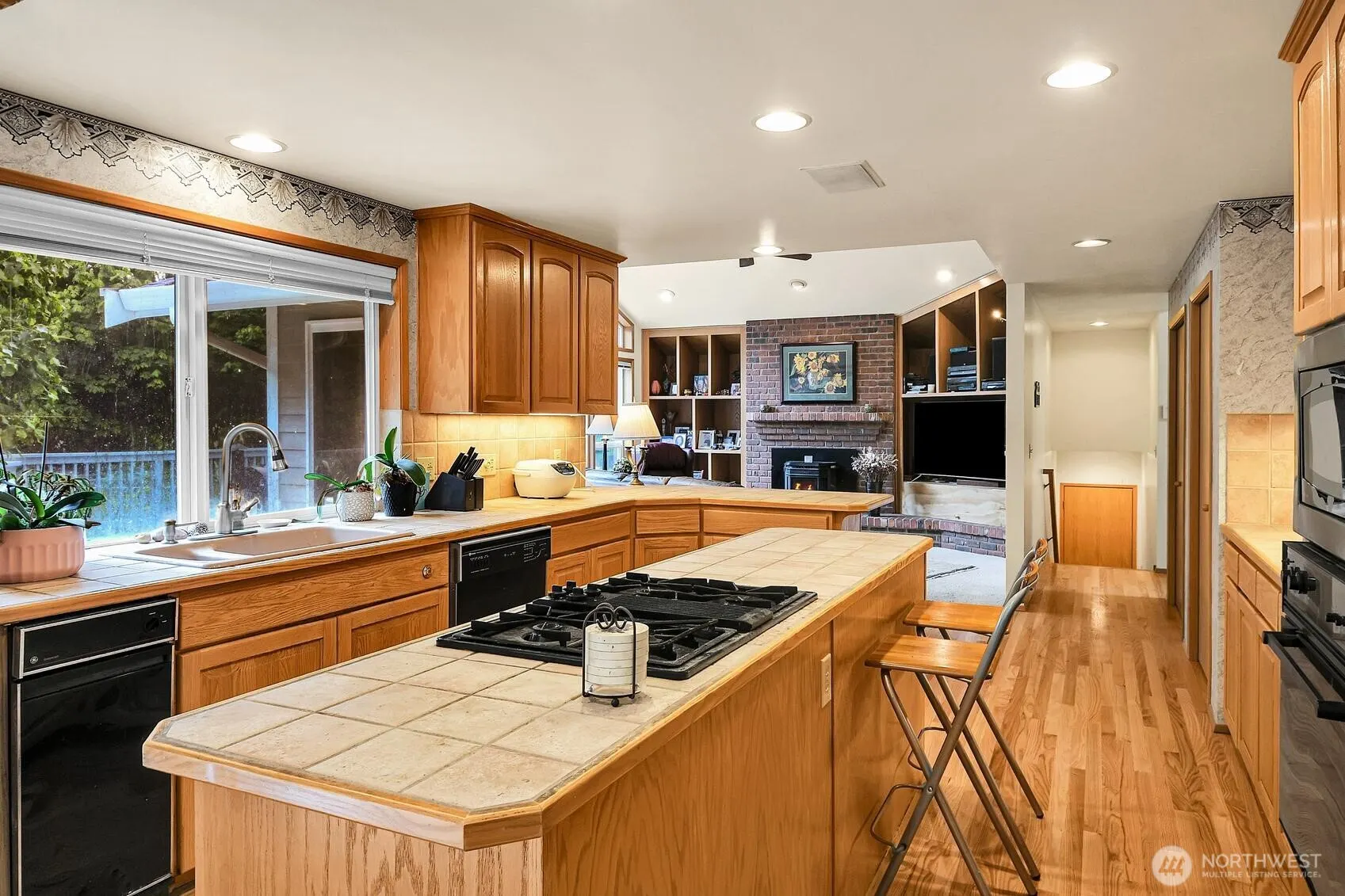 25115 SE 133rd Way , Issaquah, WA 98027