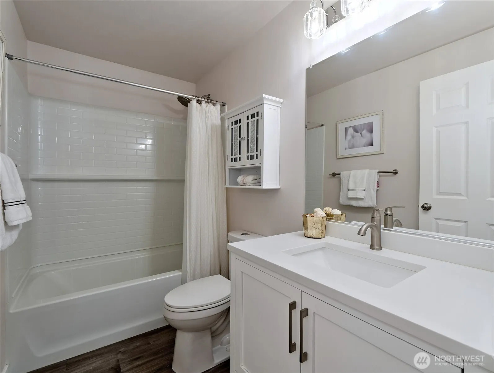 9051 Burke Avenue N, Seattle, WA 98103
