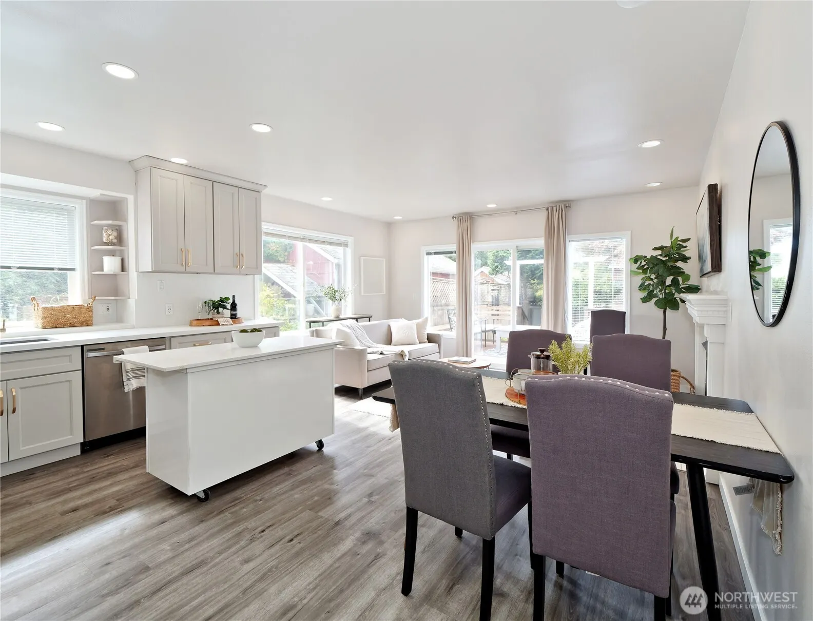 9051 Burke Avenue N, Seattle, WA 98103