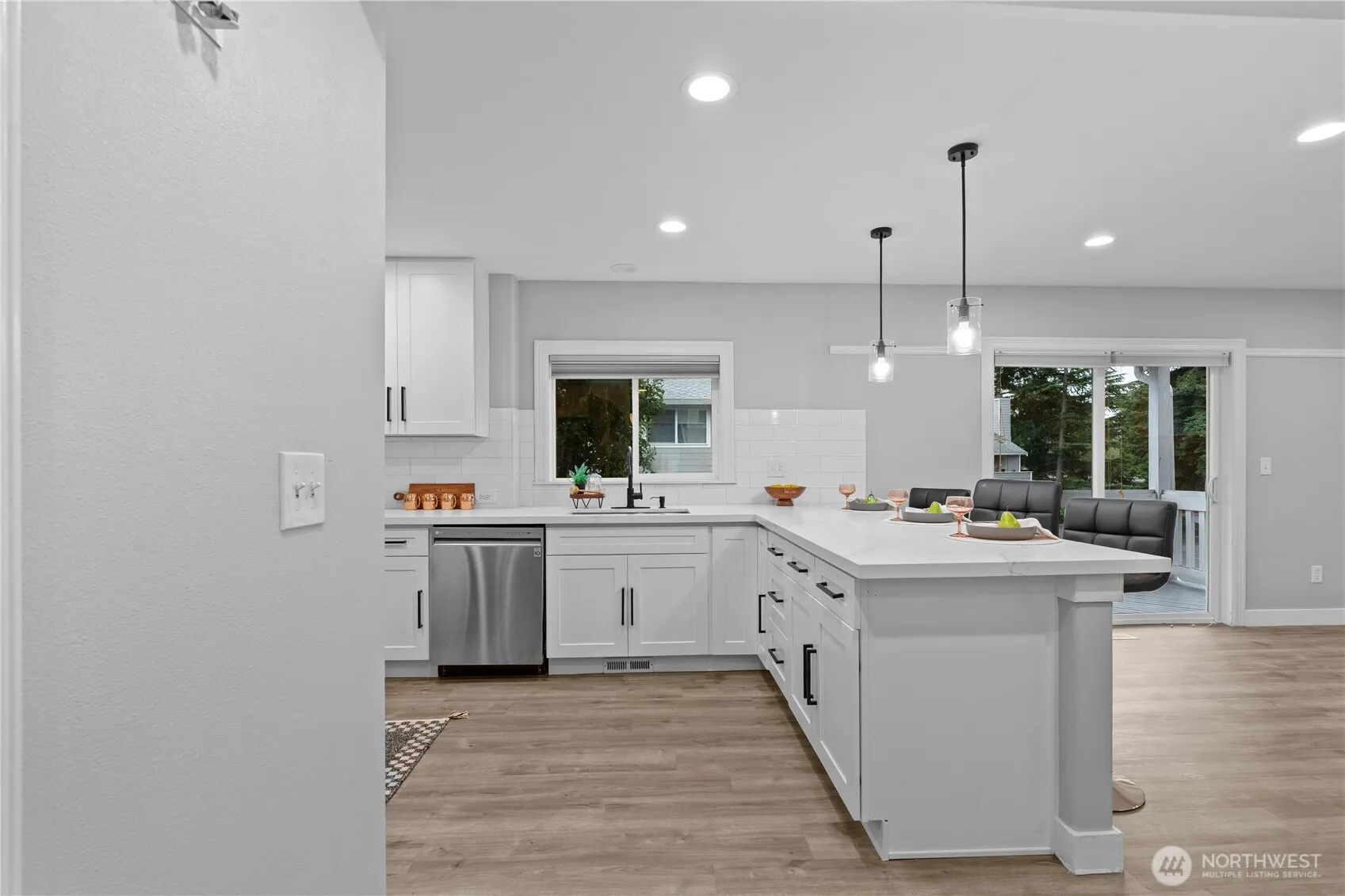 10211 SE 237th Street , Kent, WA 98031