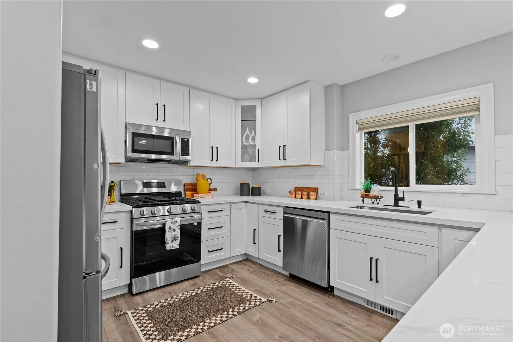 10211 SE 237th Street , Kent, WA 98031