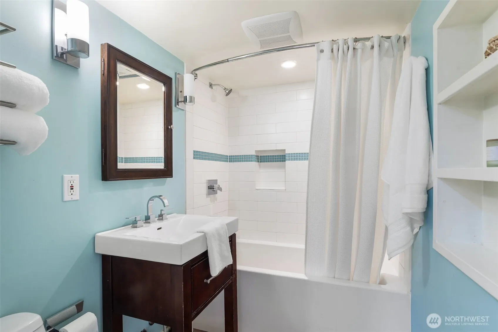 1022 NE 69th Street , Seattle, WA 98115