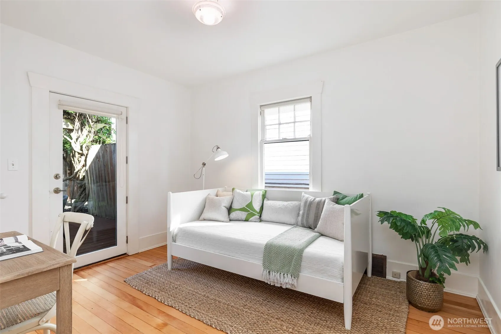 1022 NE 69th Street , Seattle, WA 98115