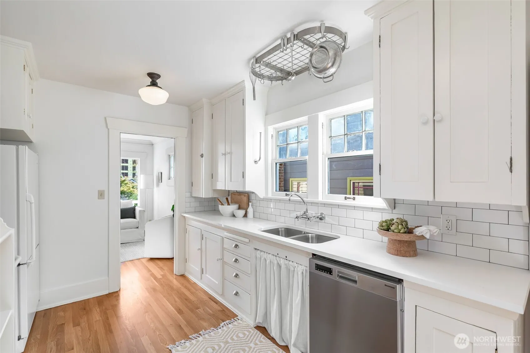 1022 NE 69th Street , Seattle, WA 98115