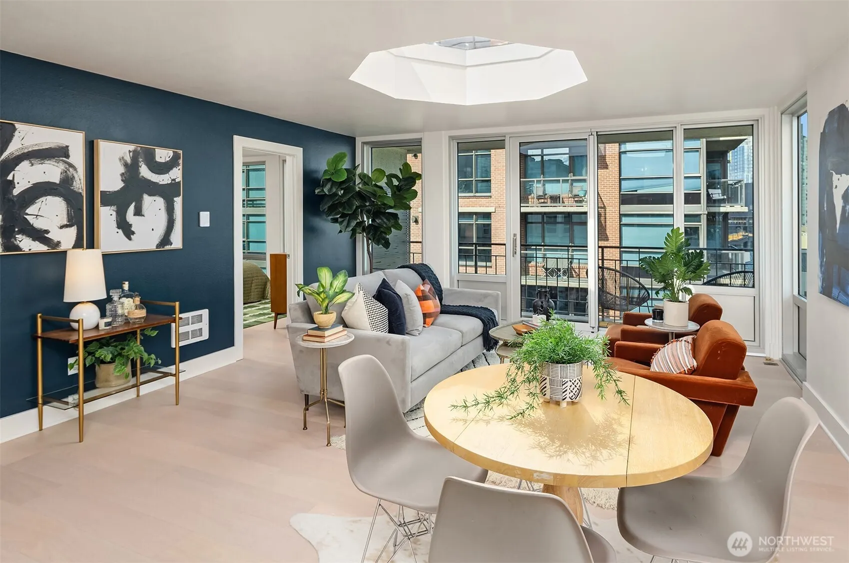 1000 Union Street #Ph-D, Seattle, WA 98101