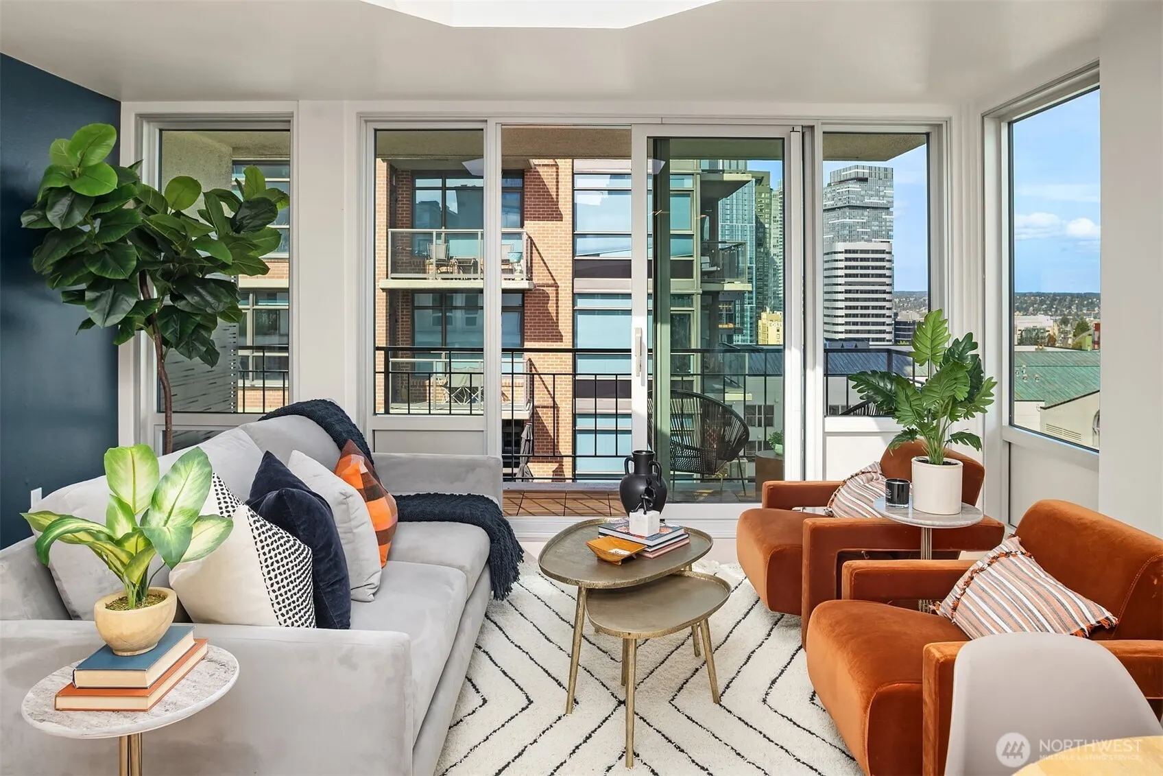 1000 Union Street #Ph-D, Seattle, WA 98101