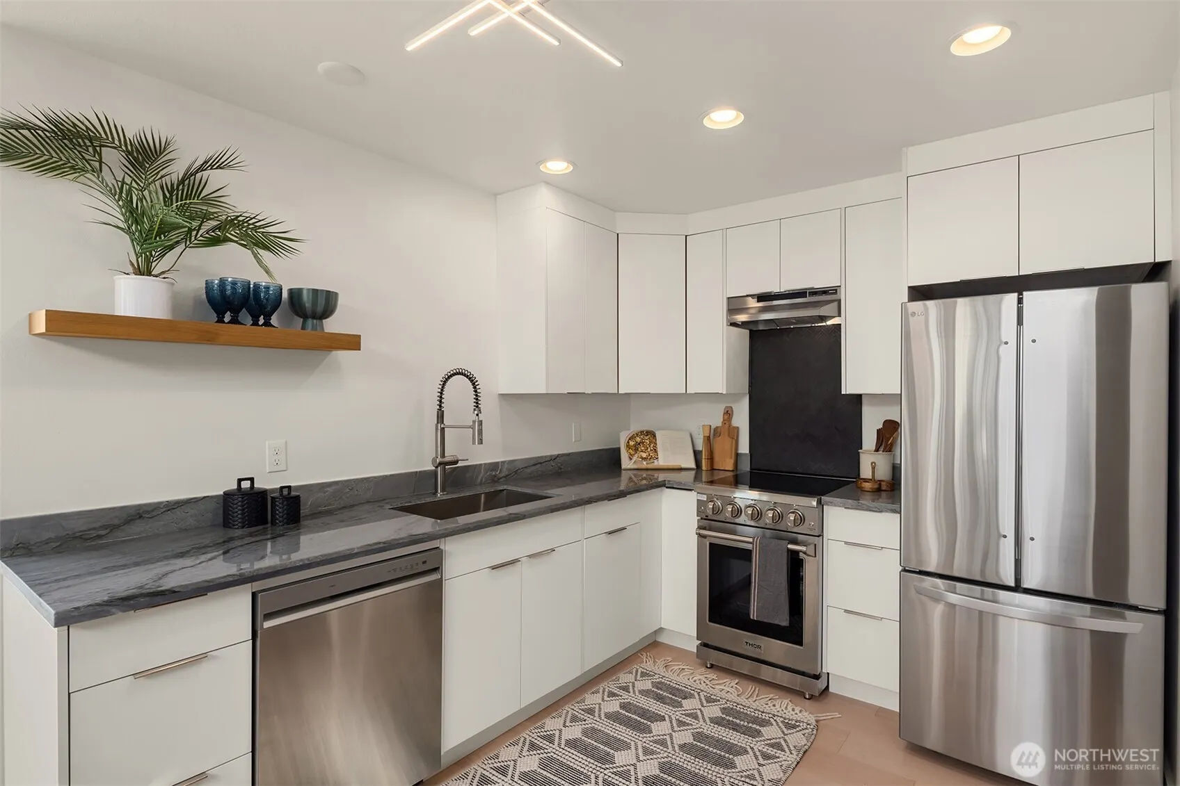 1000 Union Street #Ph-D, Seattle, WA 98101