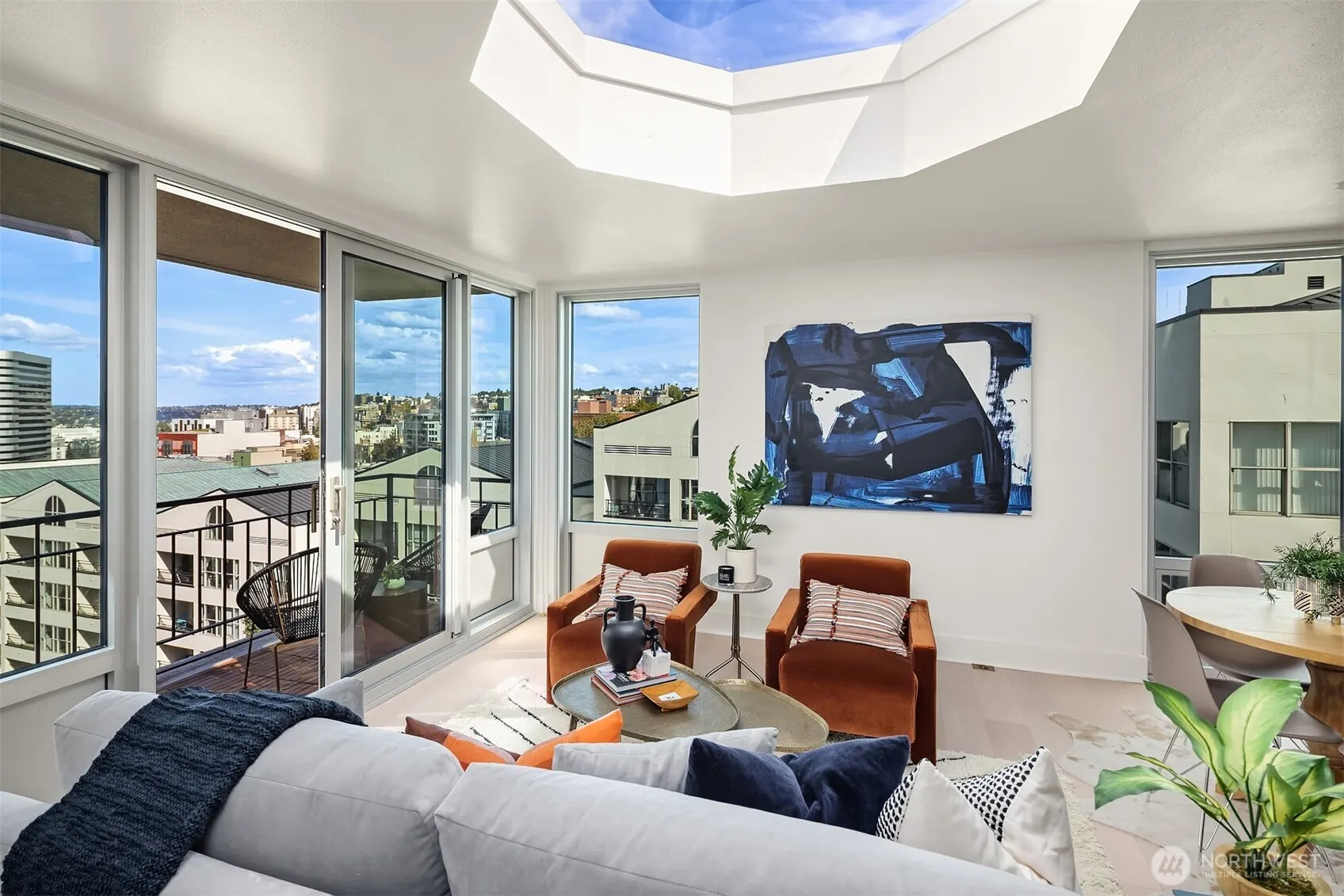 1000 Union Street #Ph-D, Seattle, WA 98101
