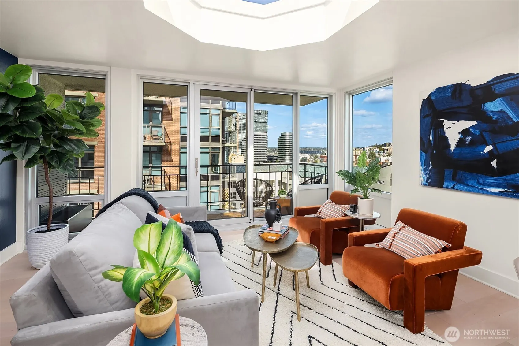 1000 Union Street #Ph-D, Seattle, WA 98101