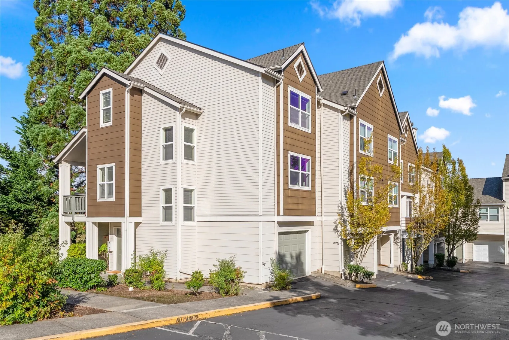 3116 164th Street #301, Lynnwood, WA 98087