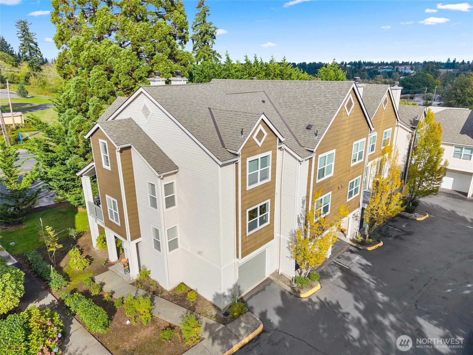 3116 164th Street #301, Lynnwood, WA 98087