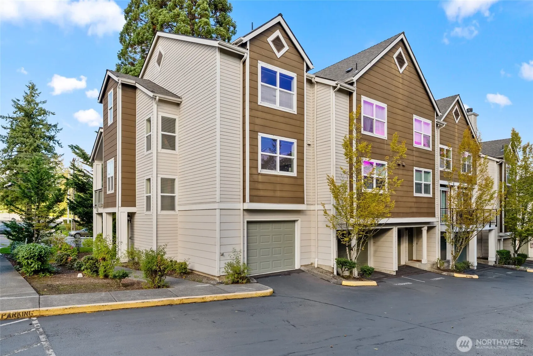 3116 164th Street #301, Lynnwood, WA 98087
