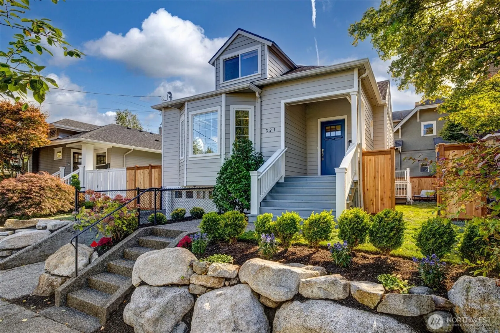 321 W Garfield , Seattle, WA 98119