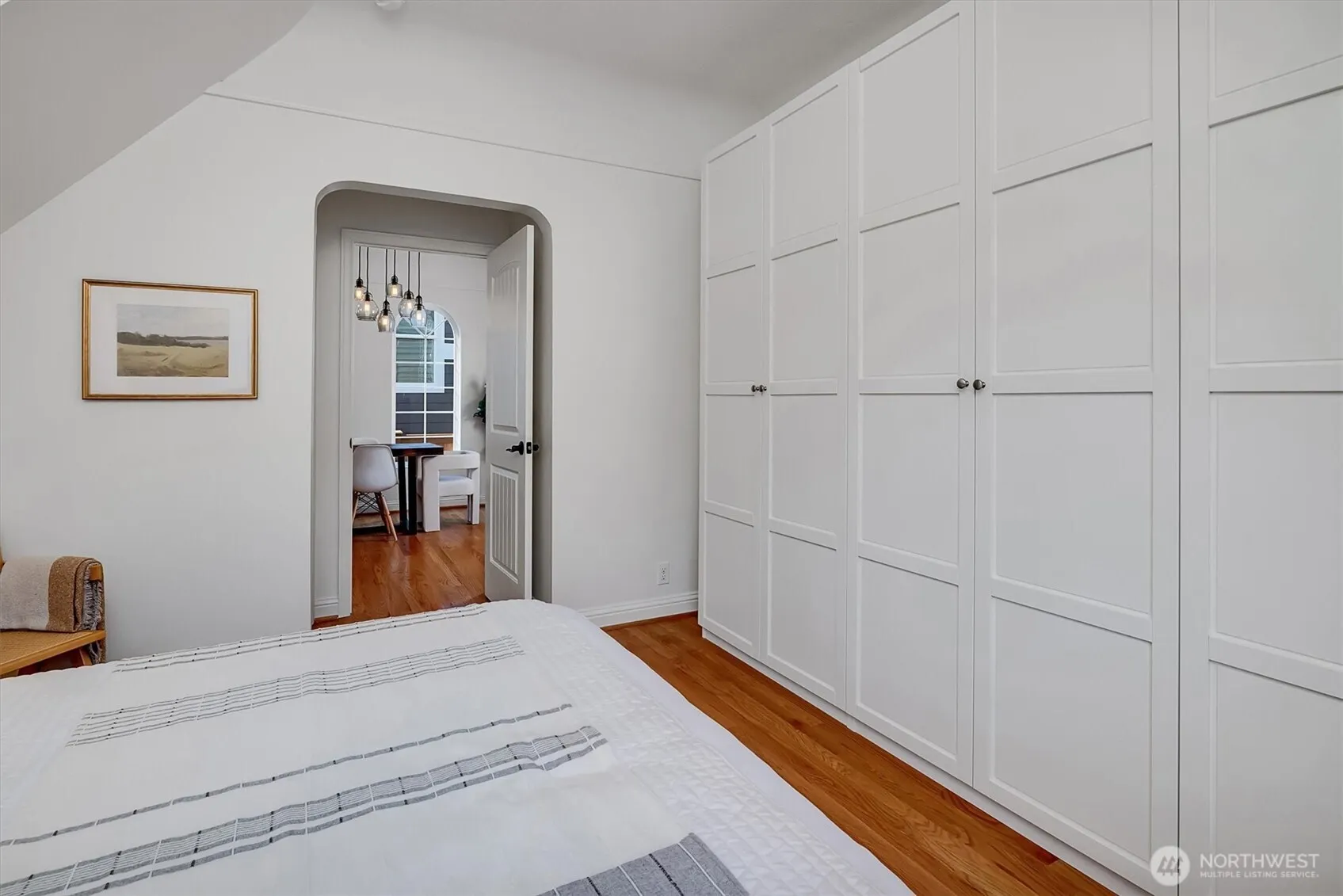 321 W Garfield , Seattle, WA 98119