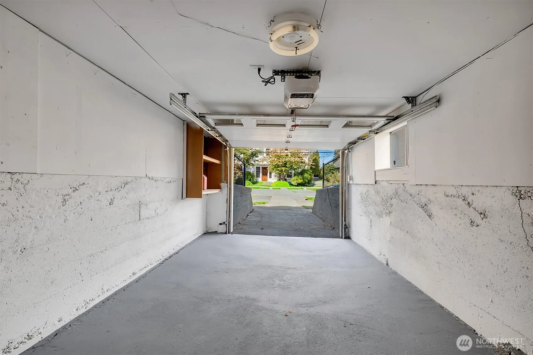 321 W Garfield , Seattle, WA 98119