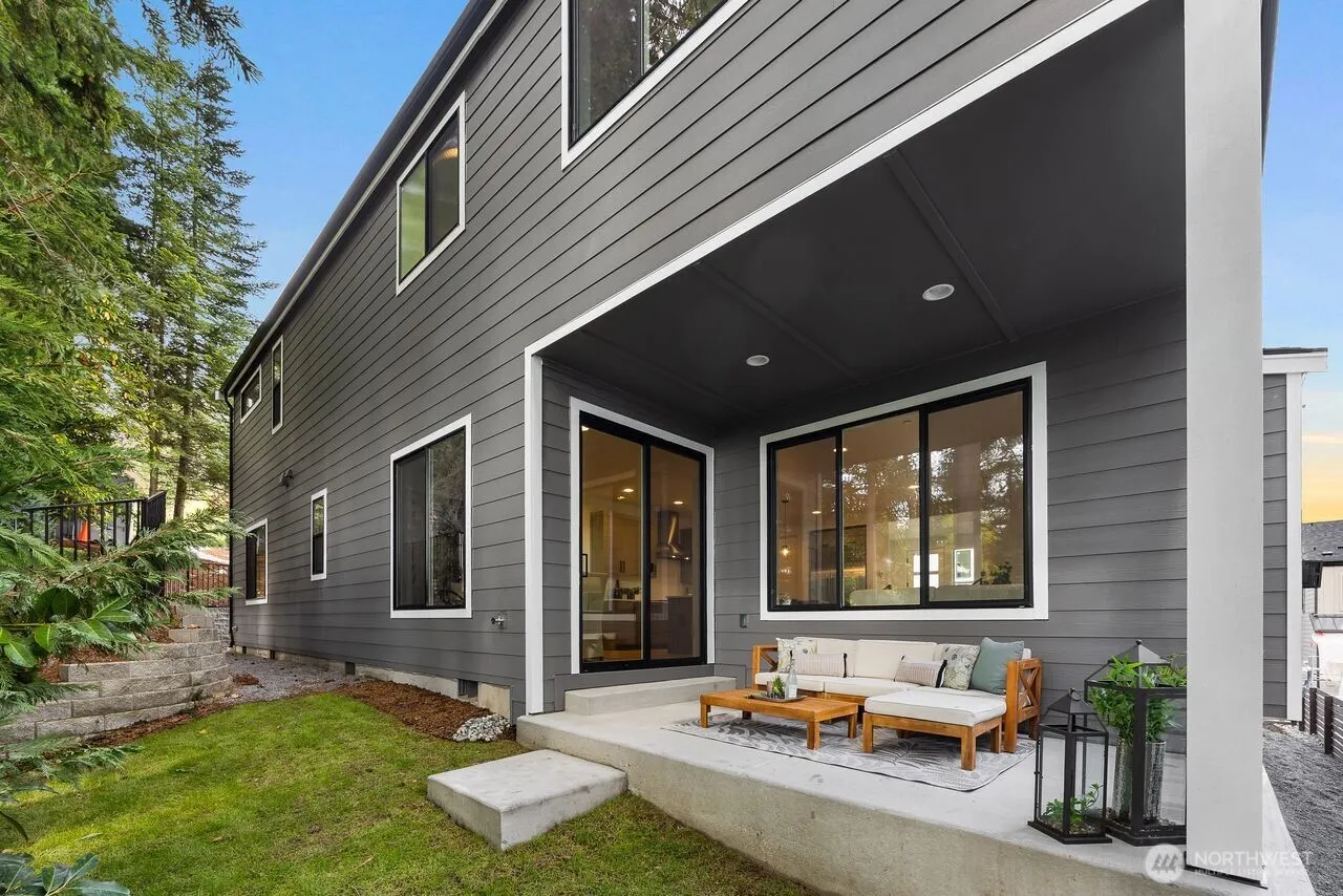 23605 20th Avenue W, Bothell, WA 98021