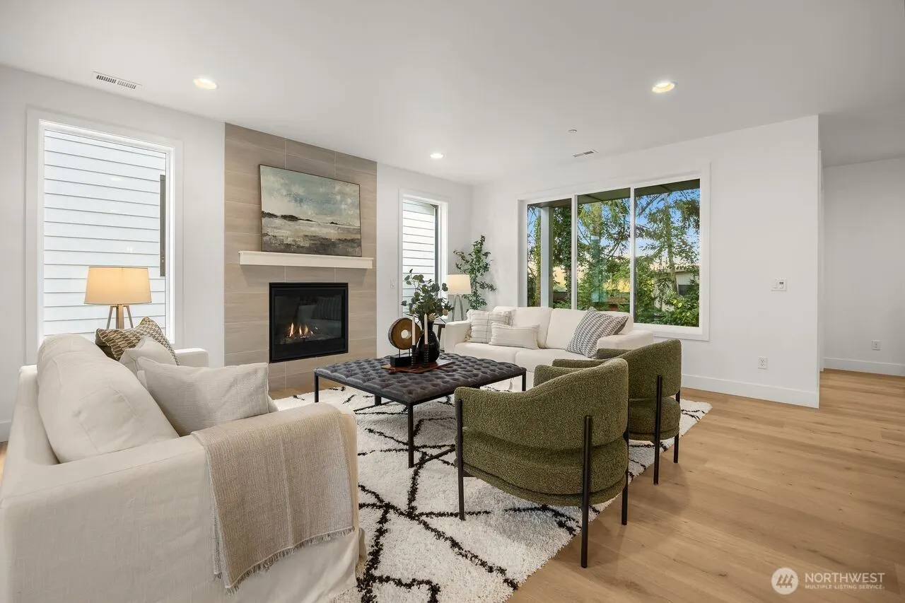 23605 20th Avenue W, Bothell, WA 98021