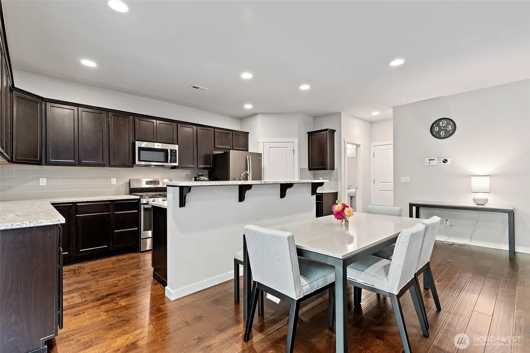 15826 Meridian Avenue S, Bothell, WA 98012-5783