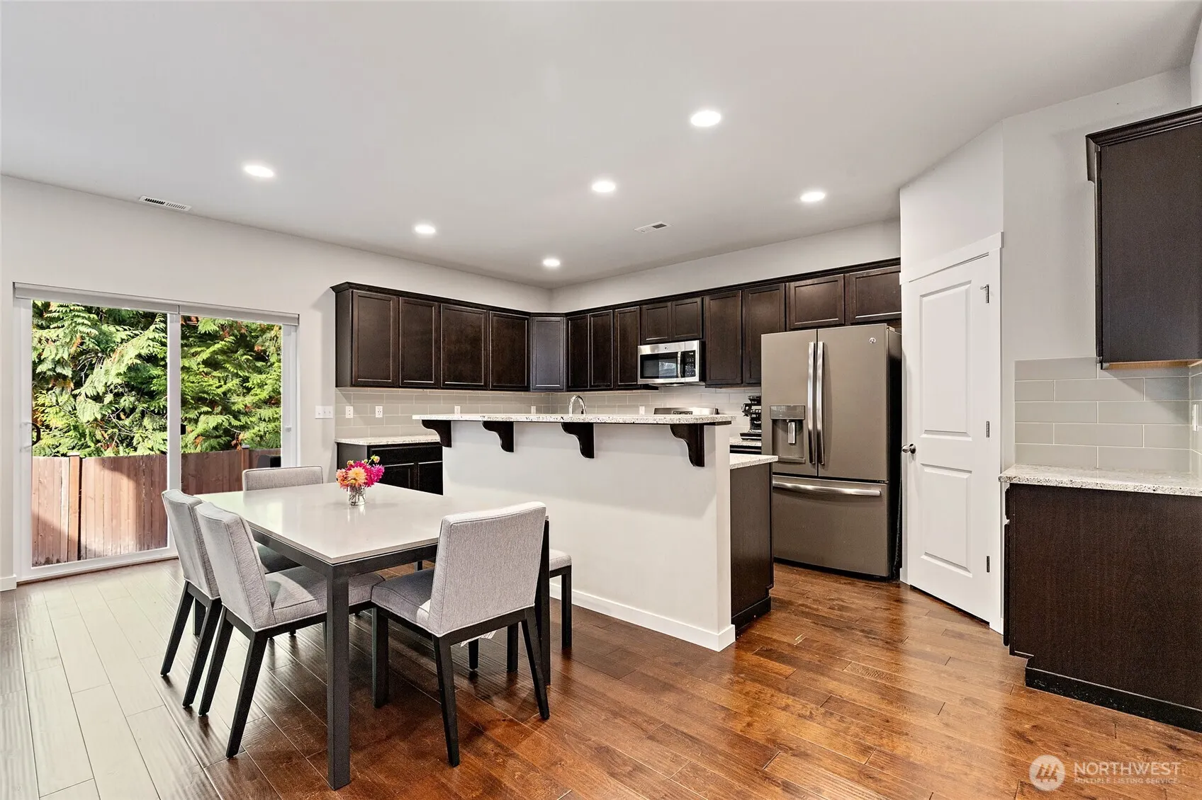 15826 Meridian Avenue S, Bothell, WA 98012-5783