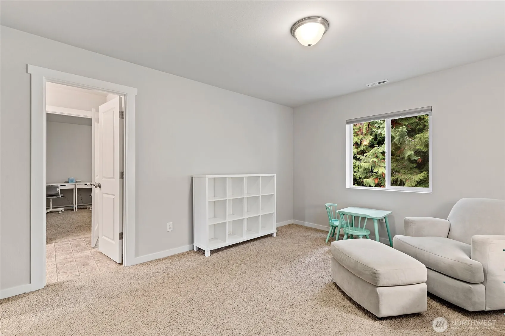 15826 Meridian Avenue S, Bothell, WA 98012-5783