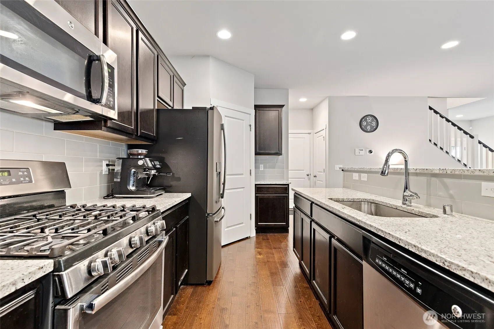 15826 Meridian Avenue S, Bothell, WA 98012-5783