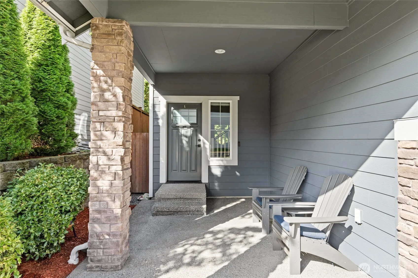 15826 Meridian Avenue S, Bothell, WA 98012-5783