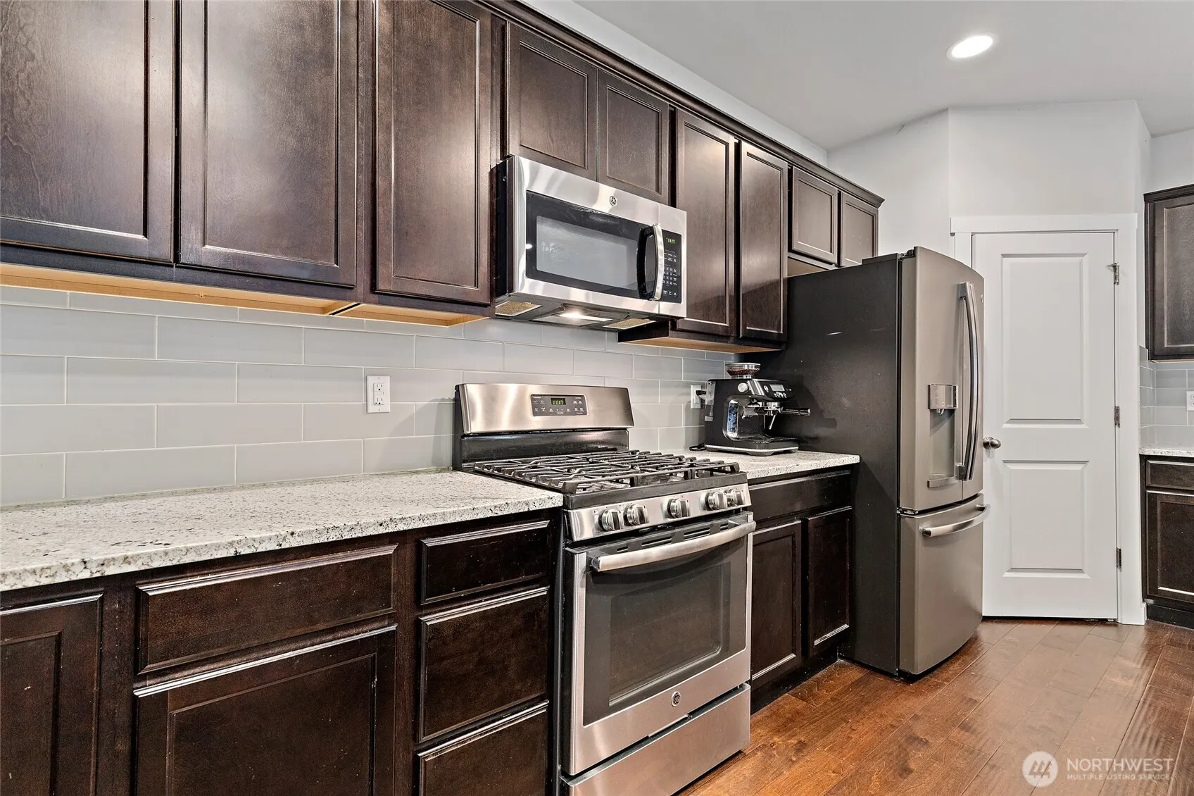 15826 Meridian Avenue S, Bothell, WA 98012-5783