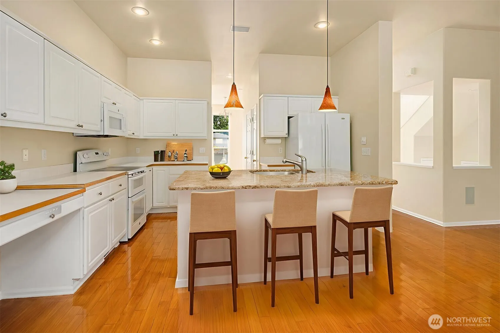 2753 124th Avenue SE, Bellevue, WA 98005
